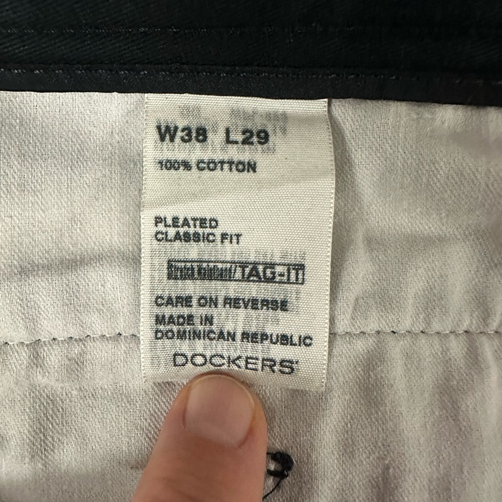 Docker’s a Verydark Blue near Black worn any knicks highlighted